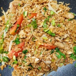 ข้าวผัดรถไฟไก่