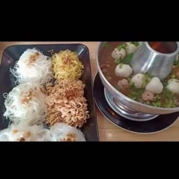บ้านไอติมป้าแจ๊ว ซอยธนาคารออมสิน อ่างทอง