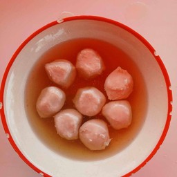 ลูกชิ้นหมูลวก