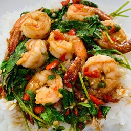 กะเพรากุ้ง