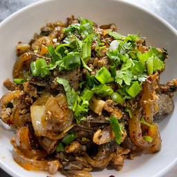 ลาบหมูคั่ว