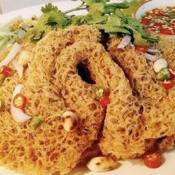 ส้มตำปลาดุกฟู