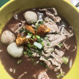 เกาเหลาเนื้อนํ้าตก