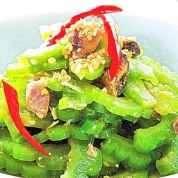 มะระผัดน้ำมัน