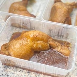 ไก่ต้มน้ำปลา (น้ำจิ้มซีฟู๊ด สูตรใหม่)