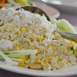 ข้าวผัดปู (จานใหญ่)