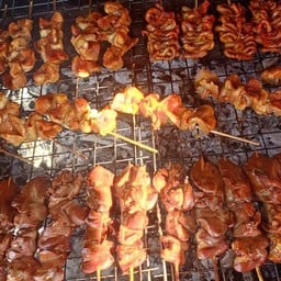 ชื่อร้านไก่ย่าง3พี่น้อง