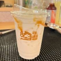 นมสดคาราเมลเย็น