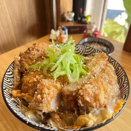 คัตสึด้งหมู