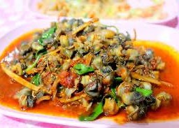 ผัดเผ็ดหอยขม