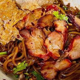 เส้นเล็กหมูแดงหมูเด้ง