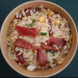 ข้าวผัดไข่-กุนเชียง