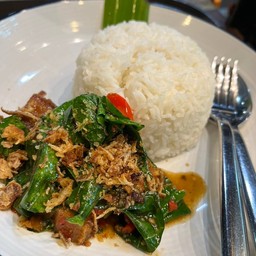 ข้าวคะน้า