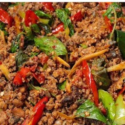 ผัดเผ็ดกบ