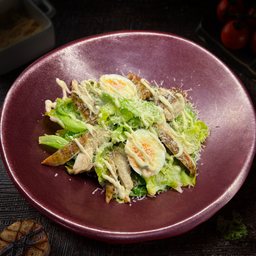 Grilled Chicken Caesar Salad ( ซีซ่าสลัดไก่ย่าง )