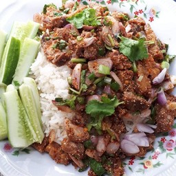 ข้าวราดลาบ