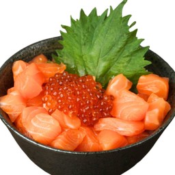 ข้าวหน้าแซลมอนไข่ปลาแซลมอน