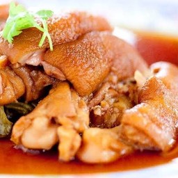 ก๋วยเตี๋ยวแชมป์หน้าซีเจวีรกร