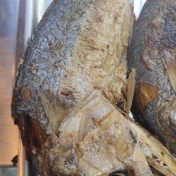 ปลาทูทอด 1 ตัว