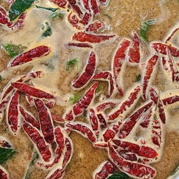 น้ำยาป่า(ขนมจีนบีบสด)