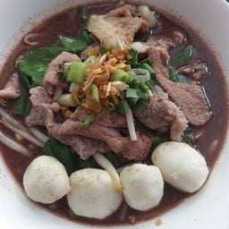 ก๋วยเตี๋ยวโกเด้ง-โฮเด้ง เจ้ตุ้มในตำนาน20ปี