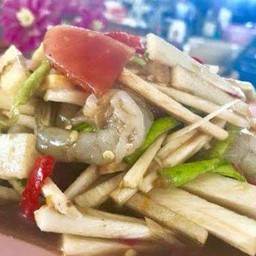 ตำปลาร้ากุ้งสดหมูยอยอดมะพร้าวอ่อน