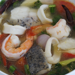 ต้มยำทะเลน้ำใส