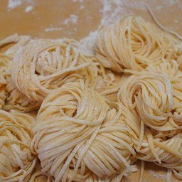 เส้นหมี่สด สีเหลือง,เขียว