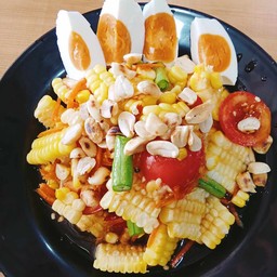 ตำข้าวโพด ไข่เค็ม