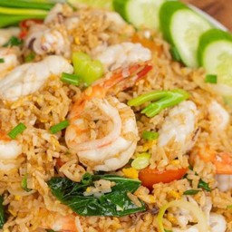 ข้าวผัดทะเล