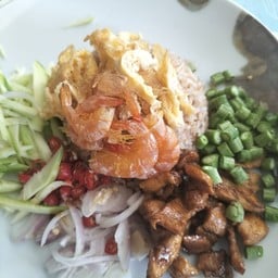 ข้าวคลุกกะปิ