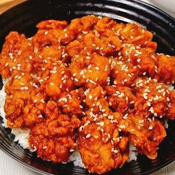 ข้าวไก่กรอบฮอตสไปซี่