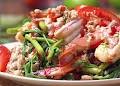 ยำผักกระเฉด