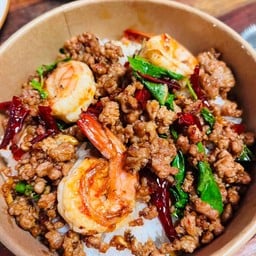 ข้าวเพราหมูสับกุ้ง