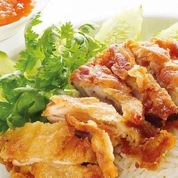 ข้าวมันไก่ทอด