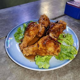 น่องไก่ทอดซอสมะขาม