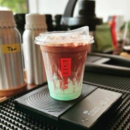 INIT COFFEE & MATCHA สุขสวัสดิ์