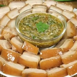 นายโหน่งหมูกรอบ