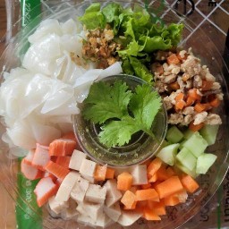 ก๋วยเตี๋ยวยำบก by chom Ptt ศรีอุดม
