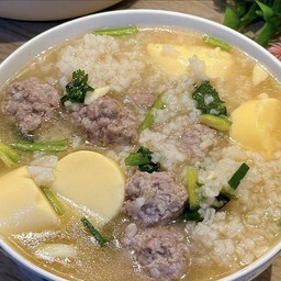 ข้าวต้มเต้าหู้ไข่หมูสับ