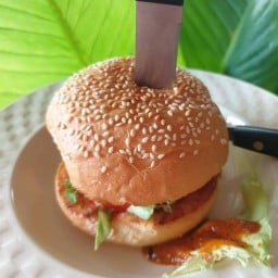 Rainy's Veggie Burger plantbased burgers ถนนสุขเกษม (นิมมาน)