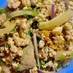ลาบหมูใส่หนัง ไม่ใส่ตับ