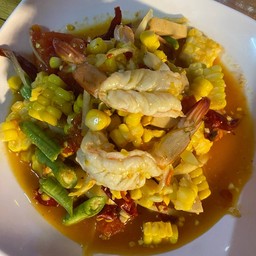 ตำข้าวโพดไข่เค็ม