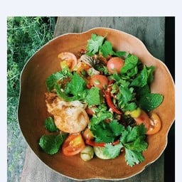 เกาเหลาน้ำปลาไข่ดาวปูดอง