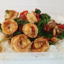 ข้าวกระเพรากุ้งปลาหมึก