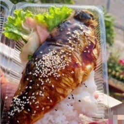 ร้านข้าวปลาหน้าซอส บ้านโก๋ หมู่บ้านไอลีฟพาร์ค คลอง 4
