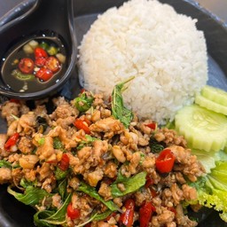กระเพราหมู
