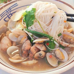 ก๋วยเตี๋ยวหอย (พิเศษ) 2หอย