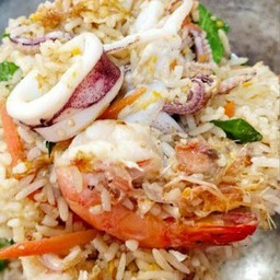 ข้าวผัดทะเล