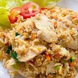 ข้าวผัดไก่